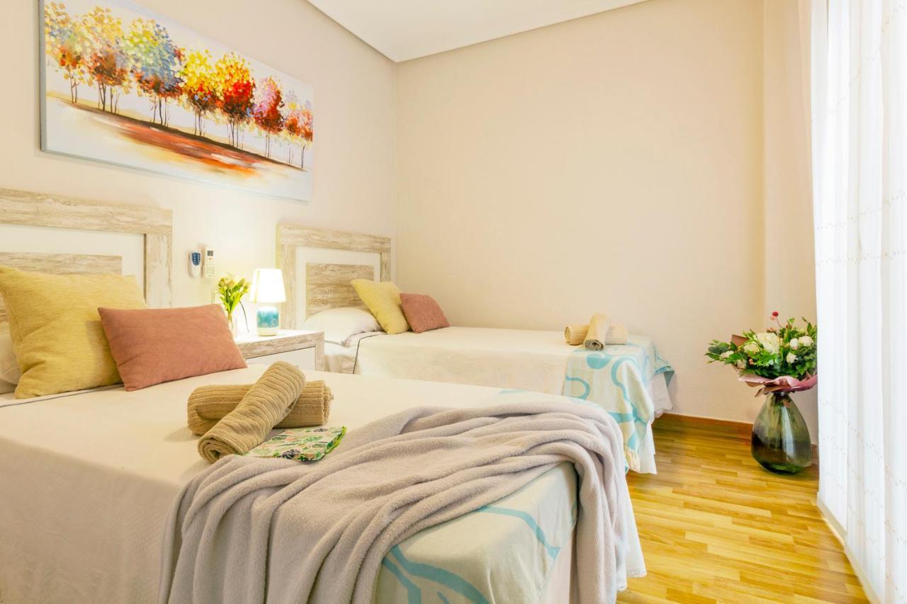 Apartamento Pink Sweet Home Torrevieja Kültér fotó