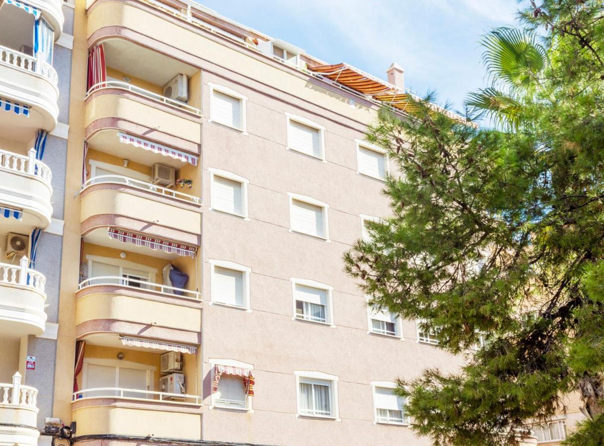 Apartamento Pink Sweet Home Torrevieja Kültér fotó