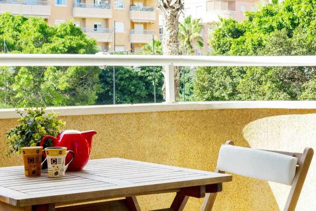 Apartamento Pink Sweet Home Torrevieja Kültér fotó